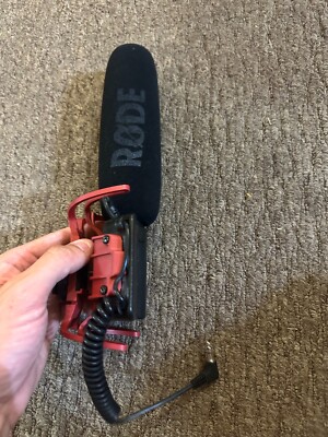 Rode VideoMic GO Camera-mount Shotgun Microphone with Rycote Lyre Shock Mounting