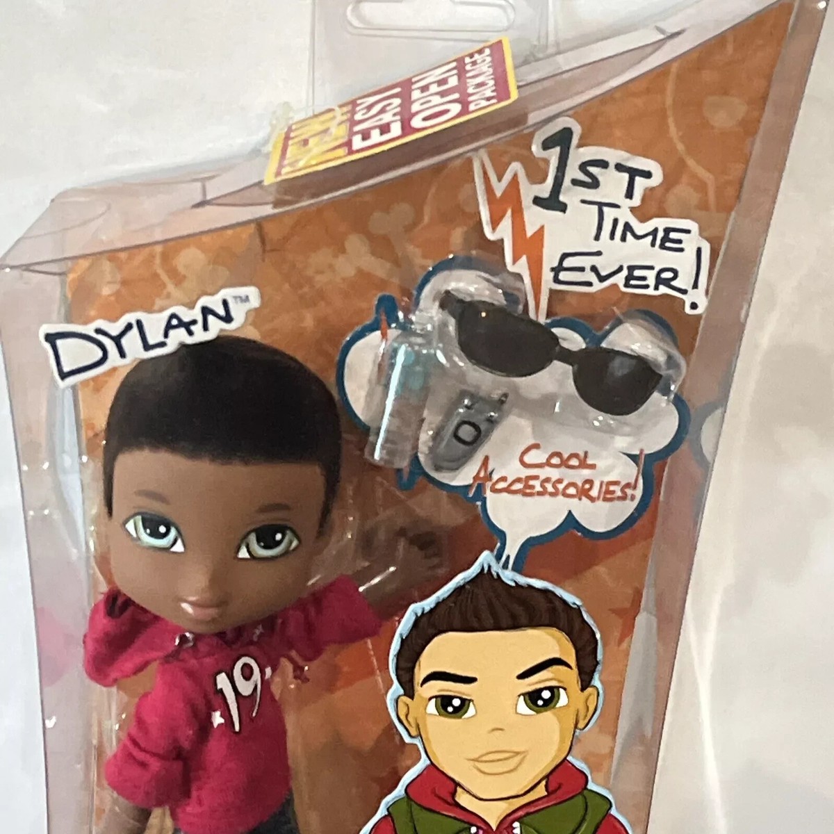 NEW Bratz Boy Kidz DYLAN Doll & Cool Accessories Sunglasses, Phone