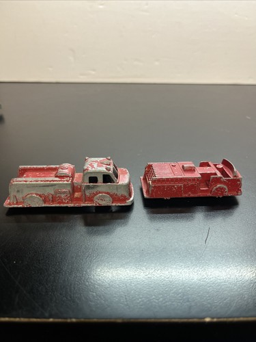 DIECAST TOY FIRE TRUCKS - CIRCA 1950's - ANTIQUE VINTAGE - MIDGETOY - E6 - Picture 3 of 6