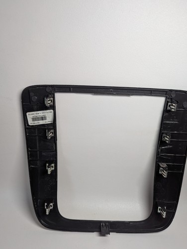 2007-2014 Tahoe Yukon Suburban Dash Radio Bezel Trim Silver Metal Brush OEM - Picture 8 of 13