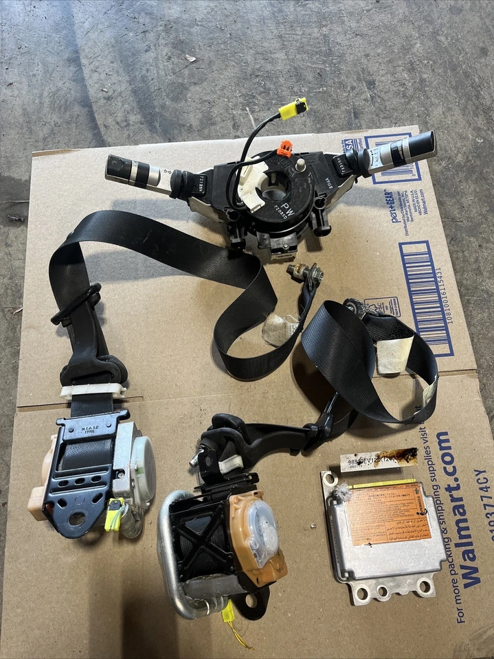 Nissan 350Z 2007 08 convertible solo cinturón de seguridad izquierdo derecho OEM Foto 2 de 3