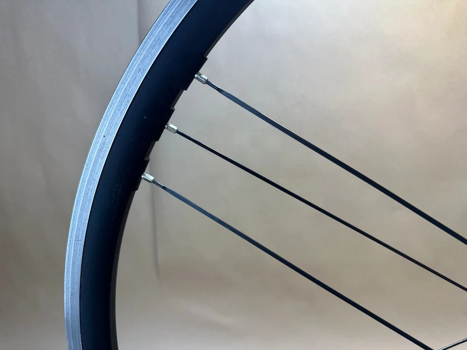 Rueda trasera Campagnolo Mega G3 700c QR Foto 4 de 4