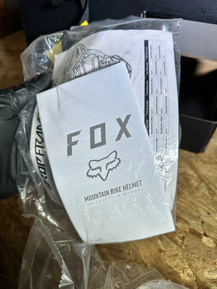 Casco de ciclismo de montaña Fox Racing DROPFRAME PRO (negro) 29338 talla pequeña Foto 2 de 4