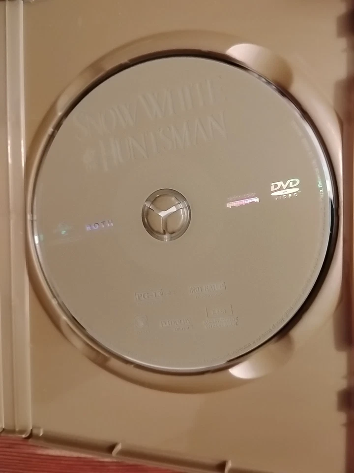 Snow White And The Huntsman DVD *Disc ONLY - Image 4 of 4