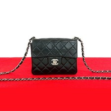 Chanel Matelassé Lambskin Shoulder Bag Women Black One Size 592861