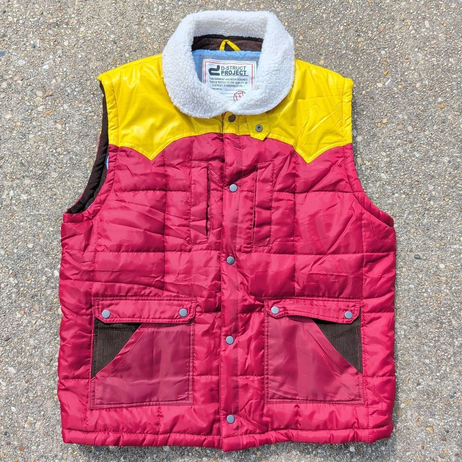 D-Struct Project Puffer Vest Mens XXL Red Yellow Sherpa Collar Western Quilted
Opens in a new window