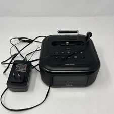 iHome IPL23 LIGHTNING DOCK  FM RADIO ALARM Black with Ac Adapter *tested*