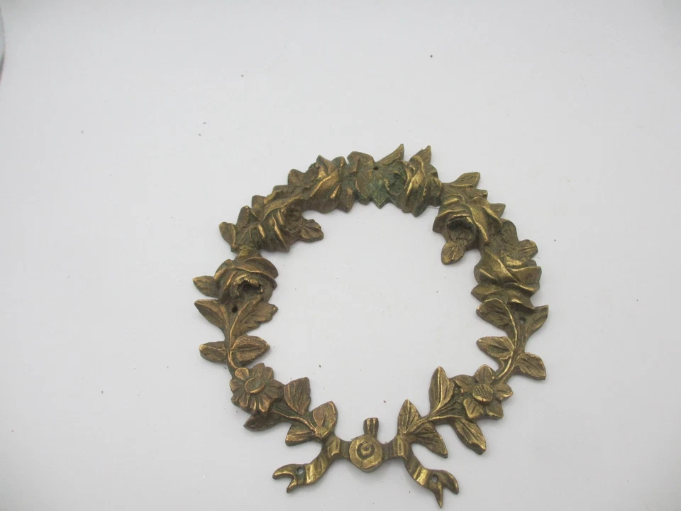 Victorian Brass Ormolu Furniture Hardware Mount French Antique Old Wreath 5.25"W - Image 2 of 4