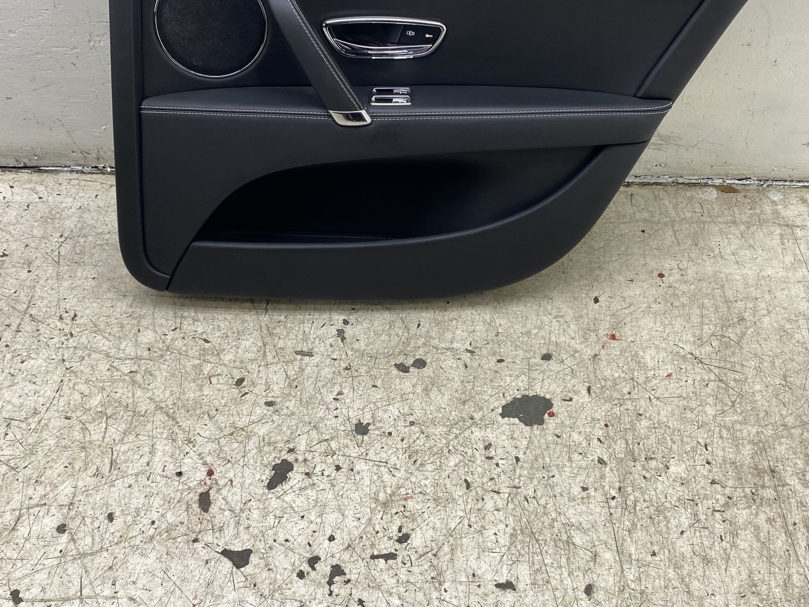 2013-2019 BENTLEY FLYING SPUR REAR RIGHT INNER DOOR TRIM PANEL W/WHITE STITCHING