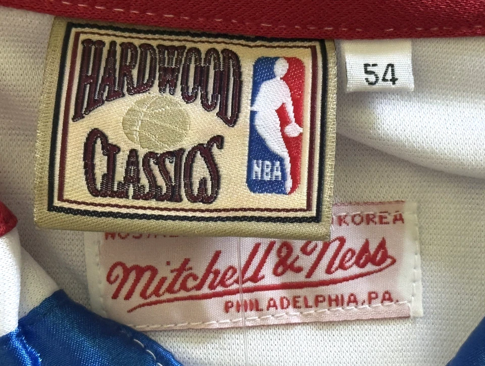 NUEVA Camiseta Mitchell & Ness NBA Hardwood Classics Philadelphia 76ers Calentamiento 54 Foto 4 de 4