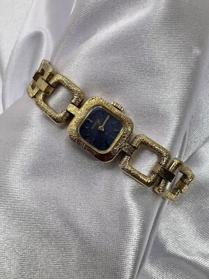Gorgeous Vintage Womens Seiko Gold Tone Squared Watch Blue  display picture 3