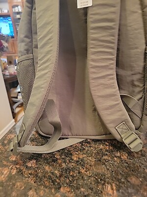 PINK VS QULTED Puffer BACKPACK Olive Color New With Tag  display picture 3