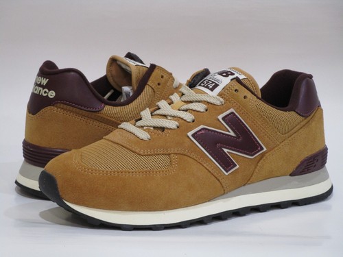574 V2 Classic Sneaker Shoes, Size 