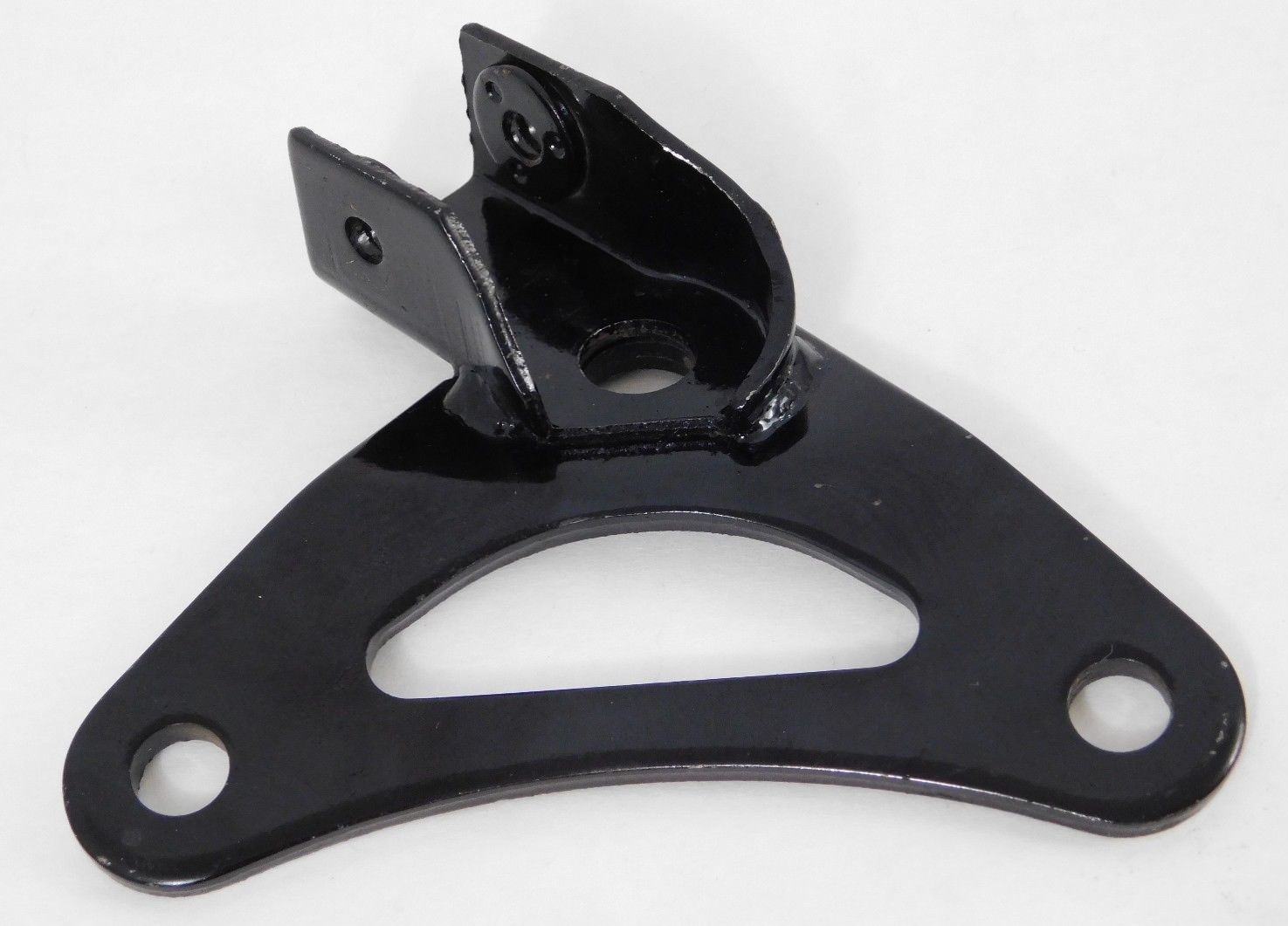 NOS 19761979 Yamaha XS650 Right Rear Foot Peg Rest Bracket OEM 584