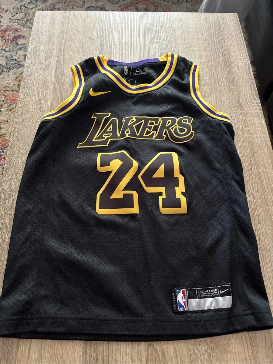Preços baixos em Kobe Bryant tamanho S Los Angeles Lakers Roupas e