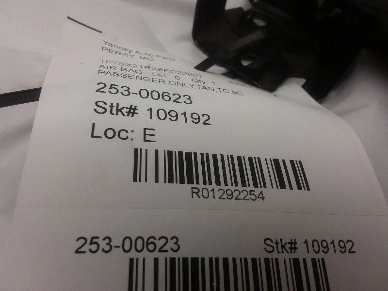 2008-2010 Ford F250 Super Duty Passenger Right Dash Air Bag OEM Airbag - Image 4 of 4