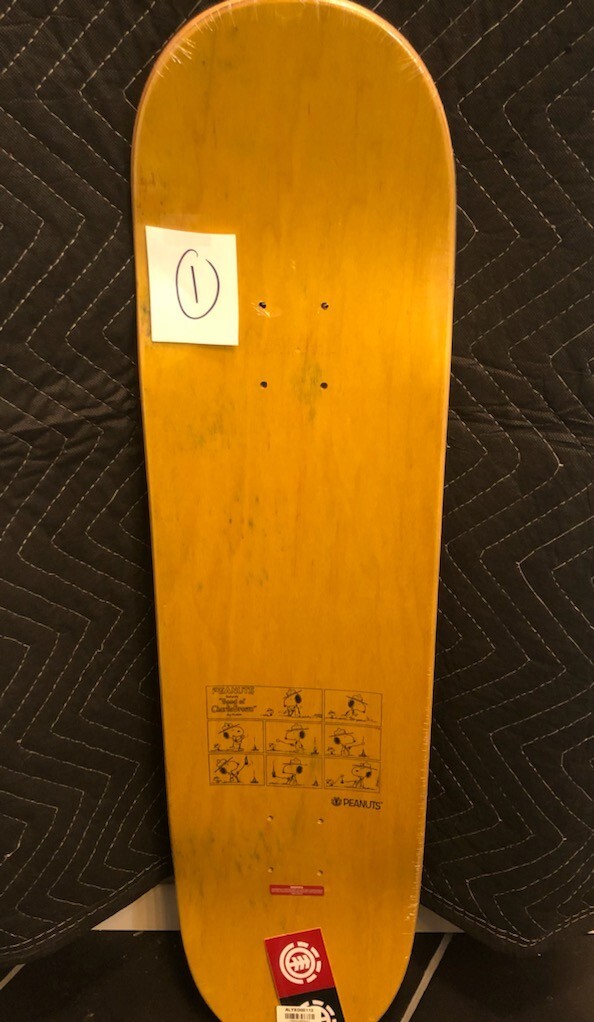 Element x Peanuts Appleyard Snoopy Skateboard 8.25