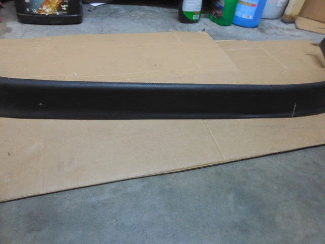 Cuadro sub elevado gris Ferrari Mondial 8 80-82 OEM Foto 3 de 4