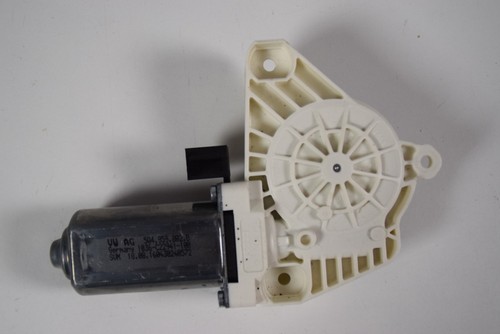 Ori. VW Passat 3G B8 Fensterhebermotor Fensterheber vorne rechts 5Q4959802B