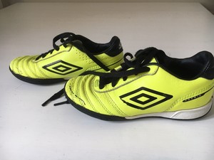 umbro astro turf shoes