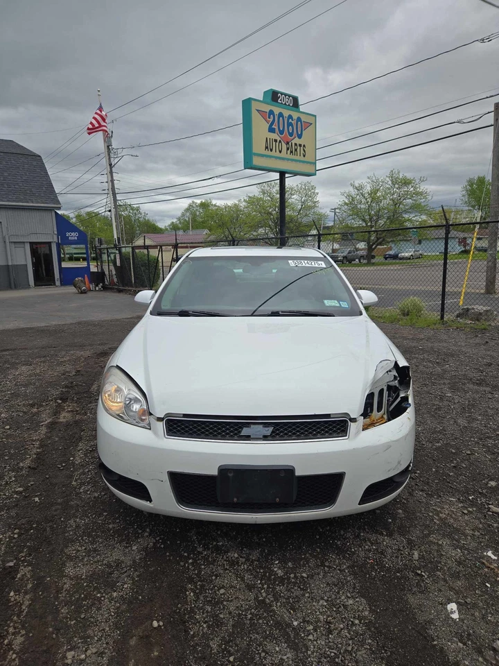 Used Automatic Transmission Assembly fits: 2015 Chevrolet Impala AT Grade A Foto 3 de 4