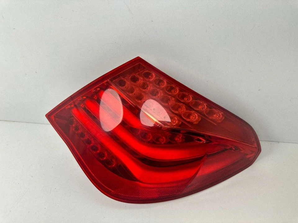 BMW 7 F01 F02 F03 F04 2012 Avant droit Feux arrièrepostérieurs 7182202 BME8665 - Photo 1/4