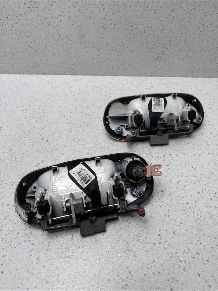 2007 Ford Expedition OEM Front Left & Right Side Door Handle Exterior Pair Foto 3 de 4