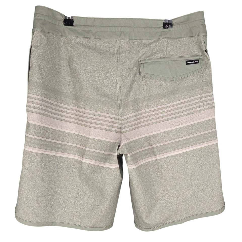 Bañador Quiksilver Para Hombres Board Shorts Verde Gris Rayas Talla 30 9.5" Entrepierna Nuevo Foto 2 de 4
