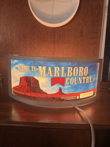 Vintage Marlboro Country Lighted Store Display Sign 22.5” Countertop Advertising