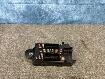 VOLVO S60 2019-2025 ENGINE CABIN FUSE RELAY JUNCTION BOX OEM