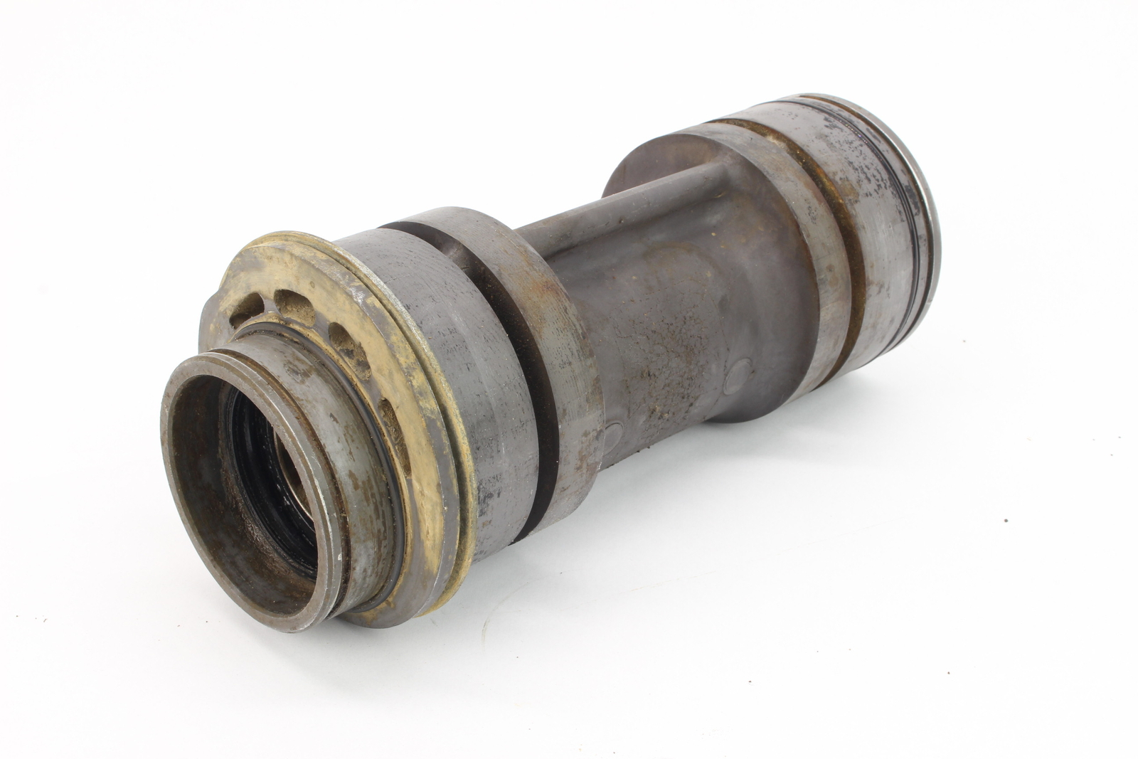 2008 Suzuki Ltr 450 Ltr450 Rear Wheel Axle Bearing Carrier 2494a for