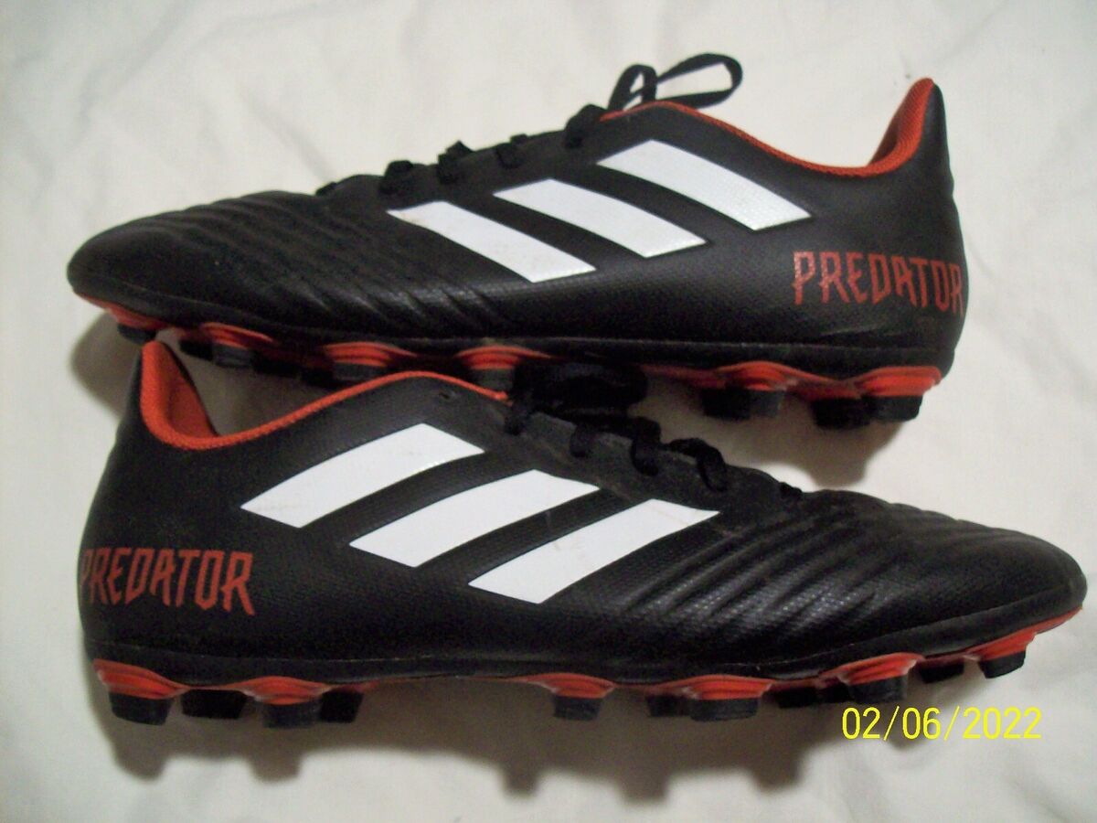 ADIDAS PREDATOR BLACK SOCCER CLEATS - PBB 698007 - MEN'S ADIDAS PREDATOR BLACK SOCCER CLEATS - PBB 698007 - MEN'S