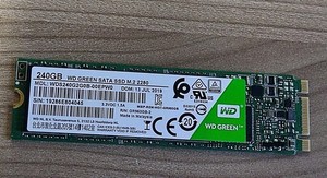 Western Digital WDS240G2G0B-00EPW0 Festplatte 240GB WD GREEN SATA SSD M.2 2280