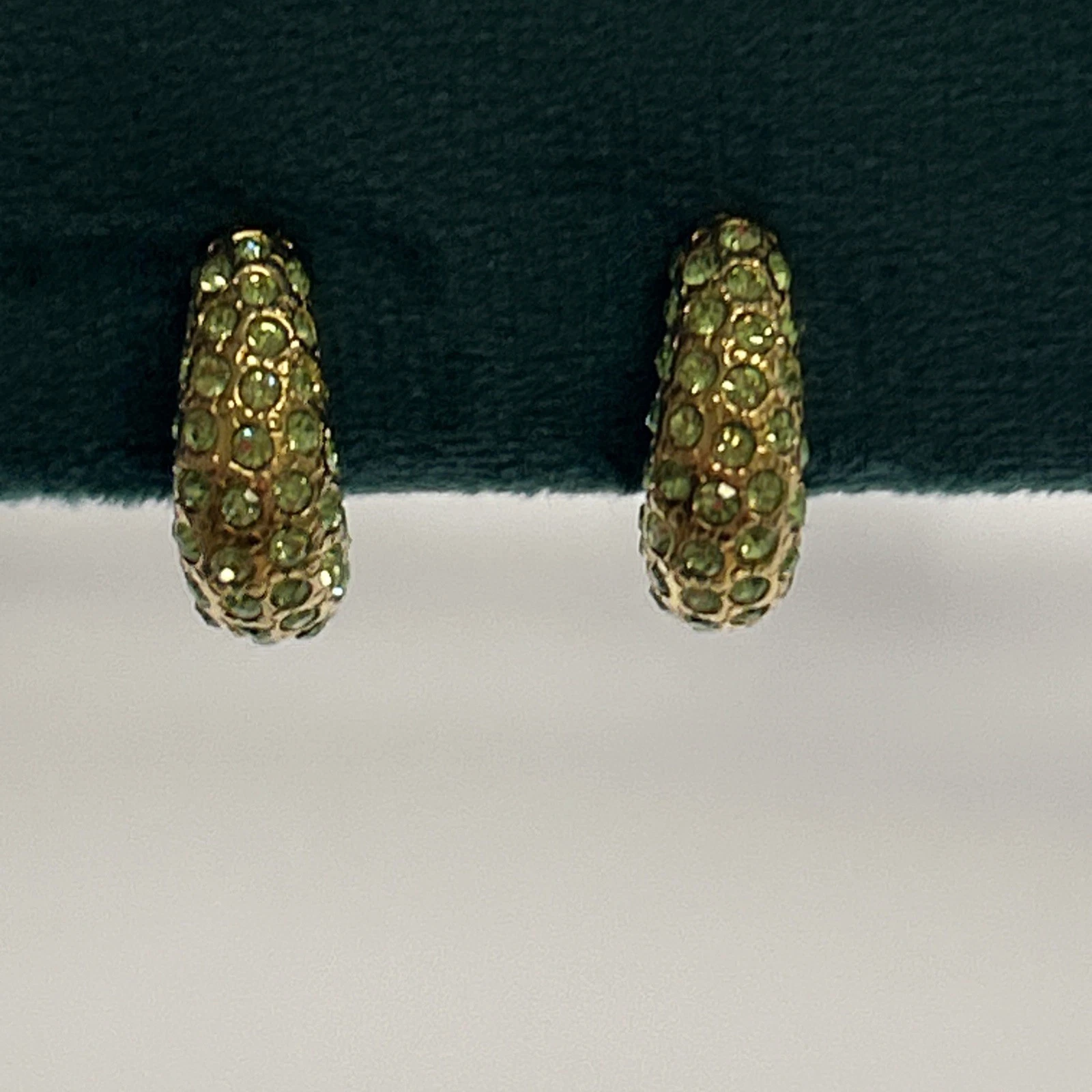 Boucle D’oreille vintage fantaisie Doré    Strass Vert  Clips