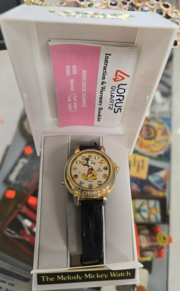 Vintage Disney The Melody Mickey Mouse Watch Lorus Quartz  display picture 2