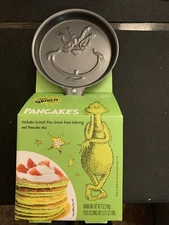 Dr Seuss The Grinch Pancakes Pan and Mix Gift Set by Ten Acre Gifts