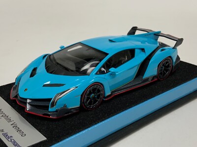 looksmart ルックススマートランボルギーニ　ヴェネーノ　1/43 Amazon | ルックスマート 製ランボルギーニ ヴェネーノ 赤 1/43