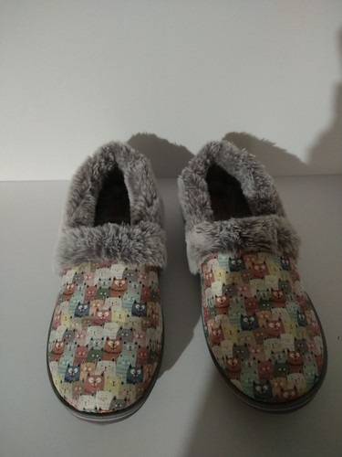 bobs cat slippers