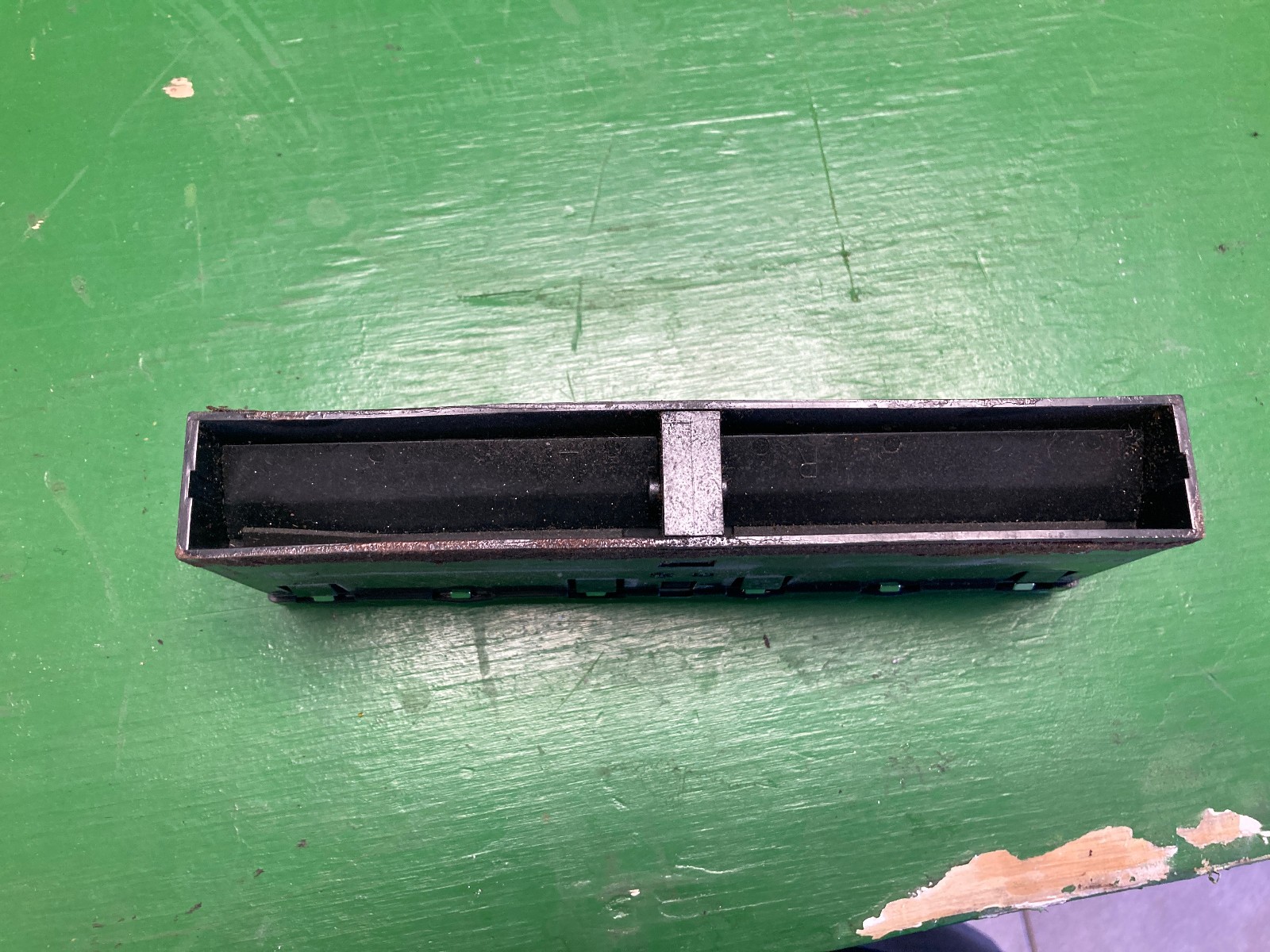93 Bentley Brooklands OUTLET VENT FACIA CENTRE ASSY UB87374