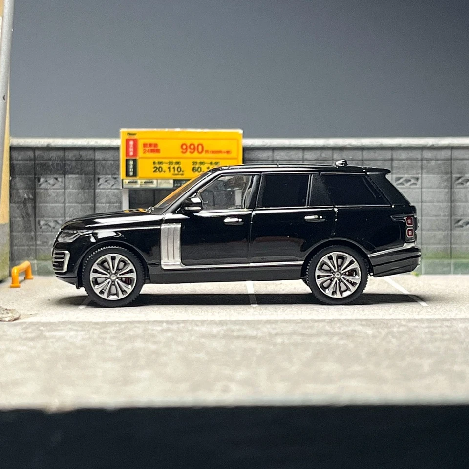 Masdi 1:64 2020 Black Range Rover SUV ORV Sports Model Diecast Metal Car - Image 4 of 4