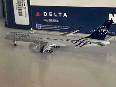 NG Models Delta Air Lines Boeing 757-200 1:400 N659DL 53108 SkyTeam