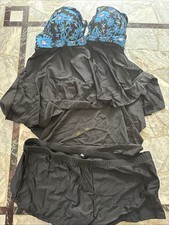 Women  s Two Piece Bathing suit XXL Never Worn