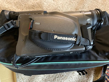 Panasonic Videokamera mit Tasche