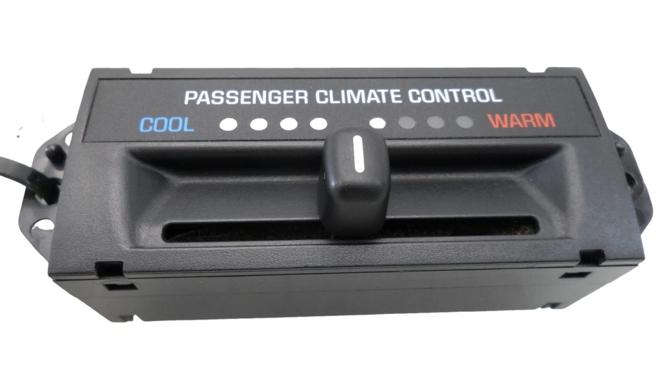 Panel de control de temperatura de climatización Buick Park Avenue 1997-2005 usado 25690875 OEM Foto 2 de 4