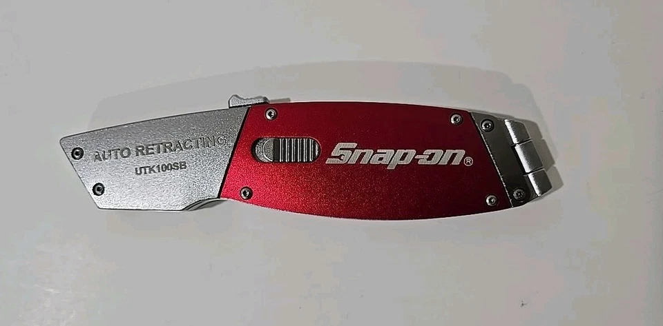 защелкивающийся инструмент автоматический выдвижной карманный нож с 3 лезвиями UTK100SB новый!! - Изображение 2 из 4