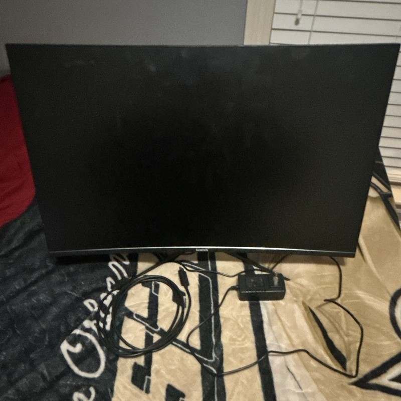 Gawfolk 27 in Curved Monitor 16:9 HDMI Input Black w/ HDMI Cable 100hz