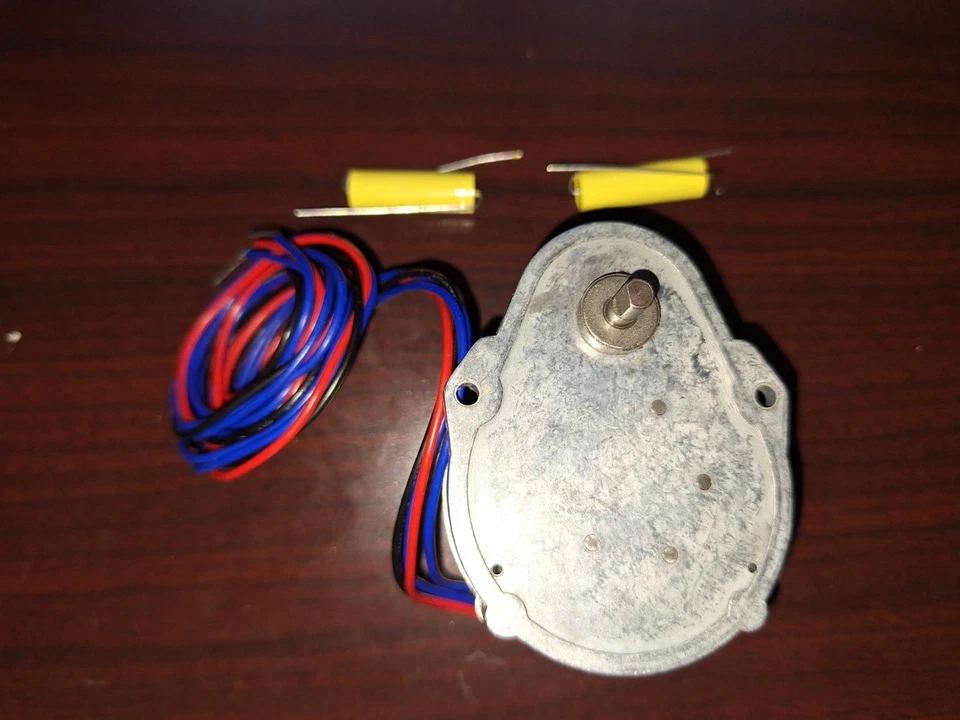 Motor Separador Hurst SP3825 Modelo A NLA .33 RPM 115V 60Hz 3W .25 MFD (Nuevo 2/3) Foto 2 de 2