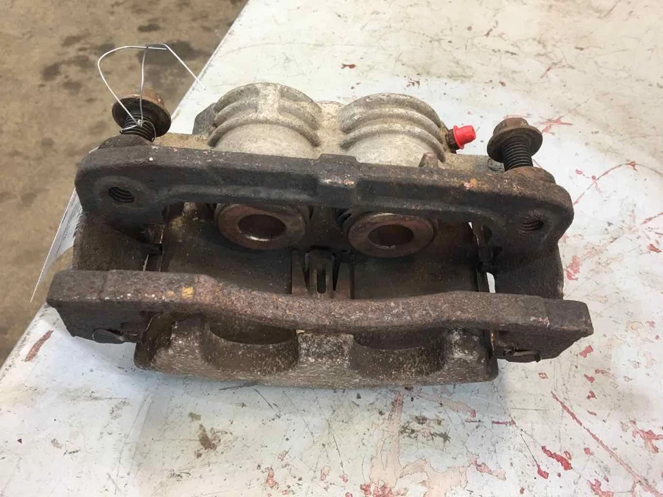 Caliper TRAILBLAZER EXT Right 02 03 04 05 Foto 3 de 3