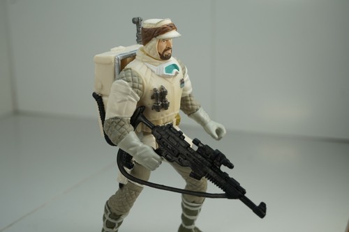 STAR WARS Kenner Classic Hoth Rebel Soldier Trooper figure Loose NEW ESB - Picture 3 of 5