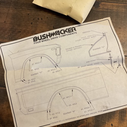 Fender Flares For Datsun Truck 1973-79 Vintage Bushwacker NOS 2pc Rear set - Picture 9 of 9
